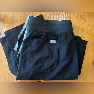 FIGS Black Scrub Pants